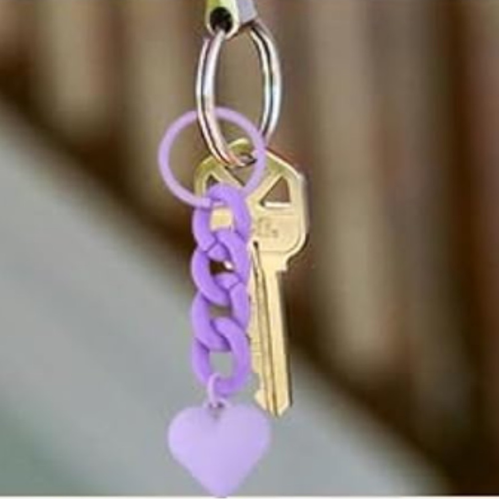 💜NEW Chunky Chain Heart Bag Charm/ Keychain Lilac Purple - Picture 4 of 7
